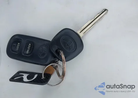 2005 Toyota Corolla Le from USA, damaged, VIN 1NXBR32E35Z494214